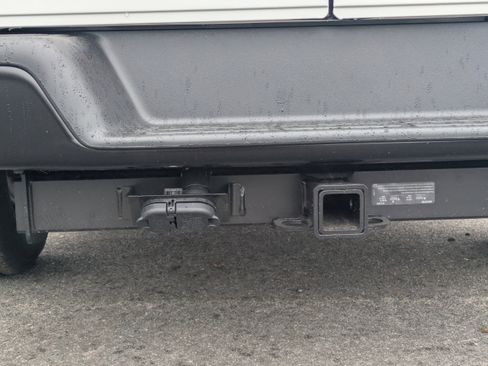 Used 2025 Chevrolet Express 3500 LS RWD image 12