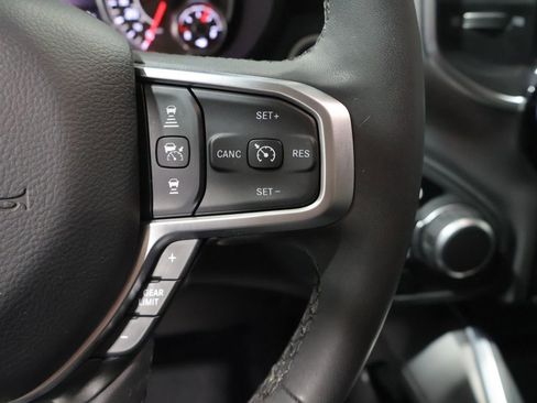 Used 2025 RAM 1500 Big Horn AWD/4WD image 34