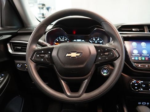 Used 2023 Chevrolet TrailBlazer LT w/ Convenience Package FWD image 17