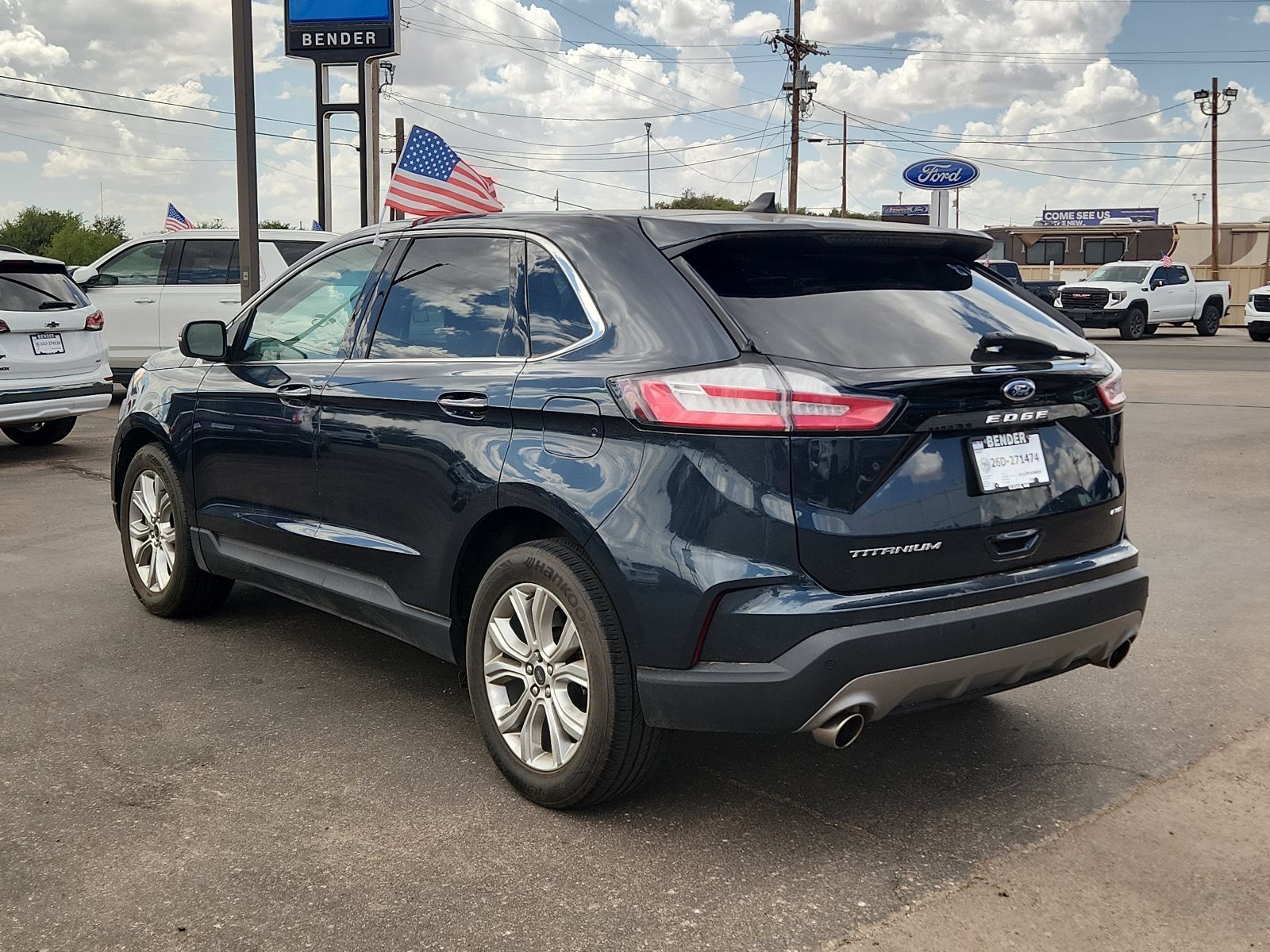 Used 2023 Ford Edge Titanium w/ Equipment Group 301A AWD/4WD image 3