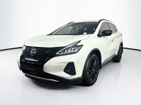 Used 2024 Nissan Murano SV w/ SV Midnight Edition Package FWD image 3