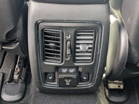 Certified 2021 Jeep Grand Cherokee Limited w/ Luxury Group II AWD/4WD image 15