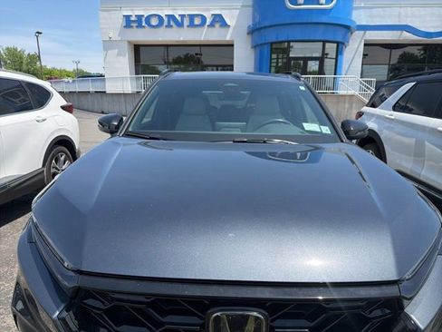 Used 2023 Honda CR-V Sport Touring image 2