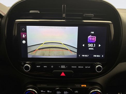 Used 2023 Kia Soul GT-Line image 16
