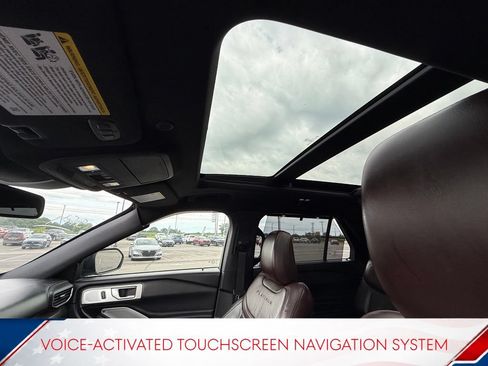 Used 2020 Ford Explorer Platinum w/ Premium Technology Package AWD/4WD image 14