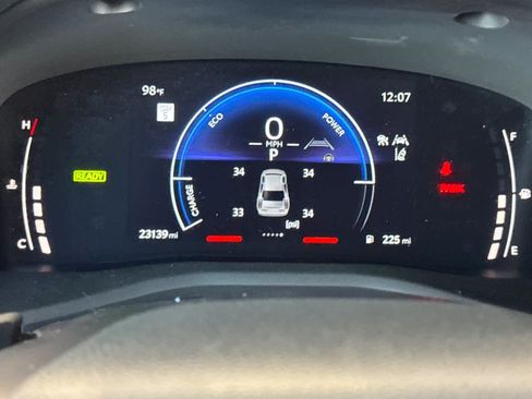 Used 2025 Toyota Camry SE FWD image 28