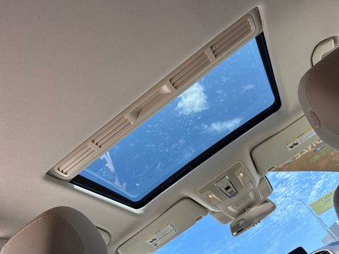 Used 2016 Mercedes-Benz GLE 350 4MATIC image 7