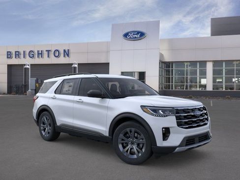 New 2026 Ford Explorer Active w/ Active Comfort Package AWD/4WD image 7