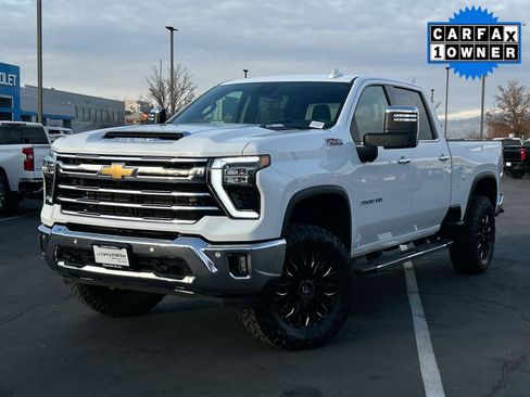 Used 2024 Chevrolet Silverado 3500 LTZ w/ LTZ Plus Package image 2