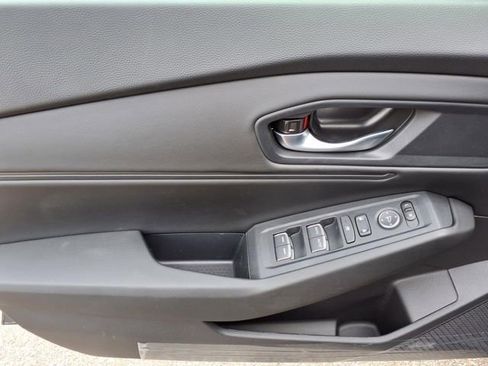 Used 2025 Honda Accord SE image 13