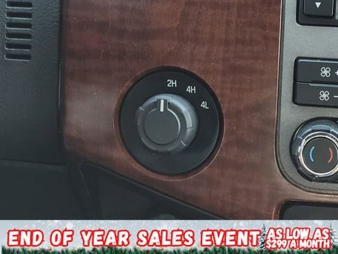 Used 2011 Ford F350 King Ranch w/ King Ranch w/Chrome Pkg image 25