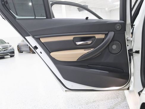 Used 2016 BMW M3 RWD image 39