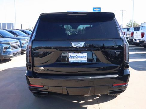 New 2026 Cadillac Escalade Platinum Sport w/ LPO, ONYX Package image 25