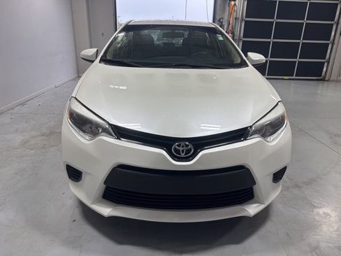 Used 2014 Toyota Corolla LE image 19