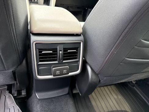 Used 2022 Subaru Forester Premium w/ Popular Package #3 AWD/4WD image 22