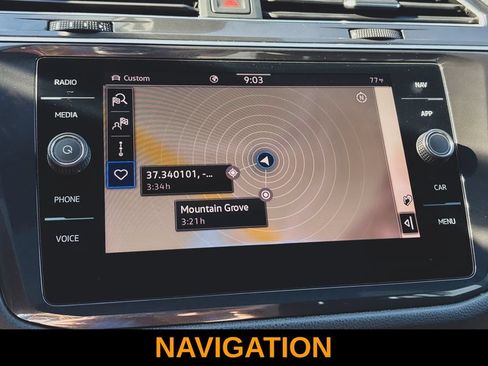 Used 2022 Volkswagen Tiguan SEL R-Line AWD/4WD image 4