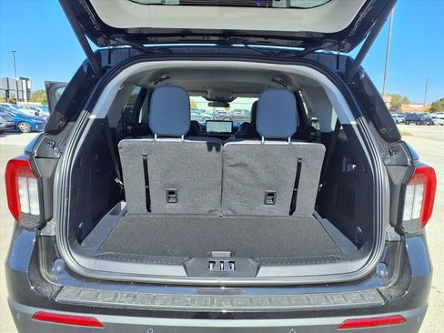 New 2026 Ford Explorer Active w/ Active Comfort Package image 21