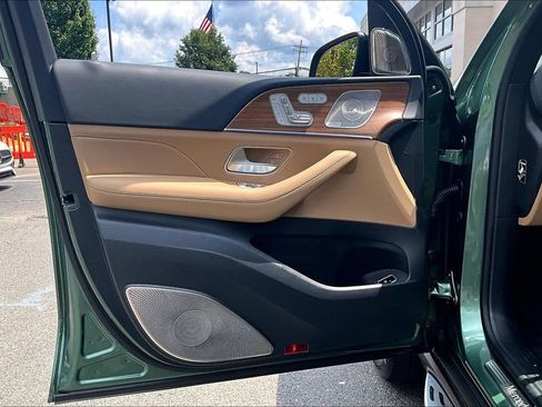 Certified 2026 Mercedes-Benz GLS 580 4MATIC image 18