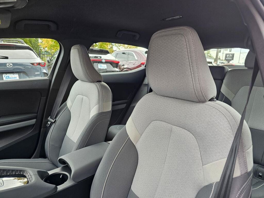Used 2024 Polestar Polestar 2 RWD image 21