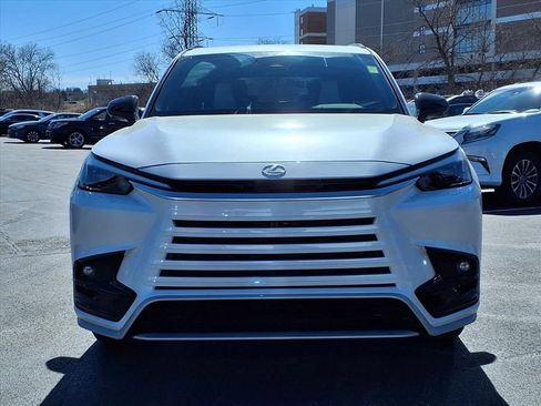 New 2026 Lexus TX 500h AWD w/ Technology Package image 2