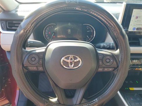 Used 2024 Toyota RAV4 XLE image 16