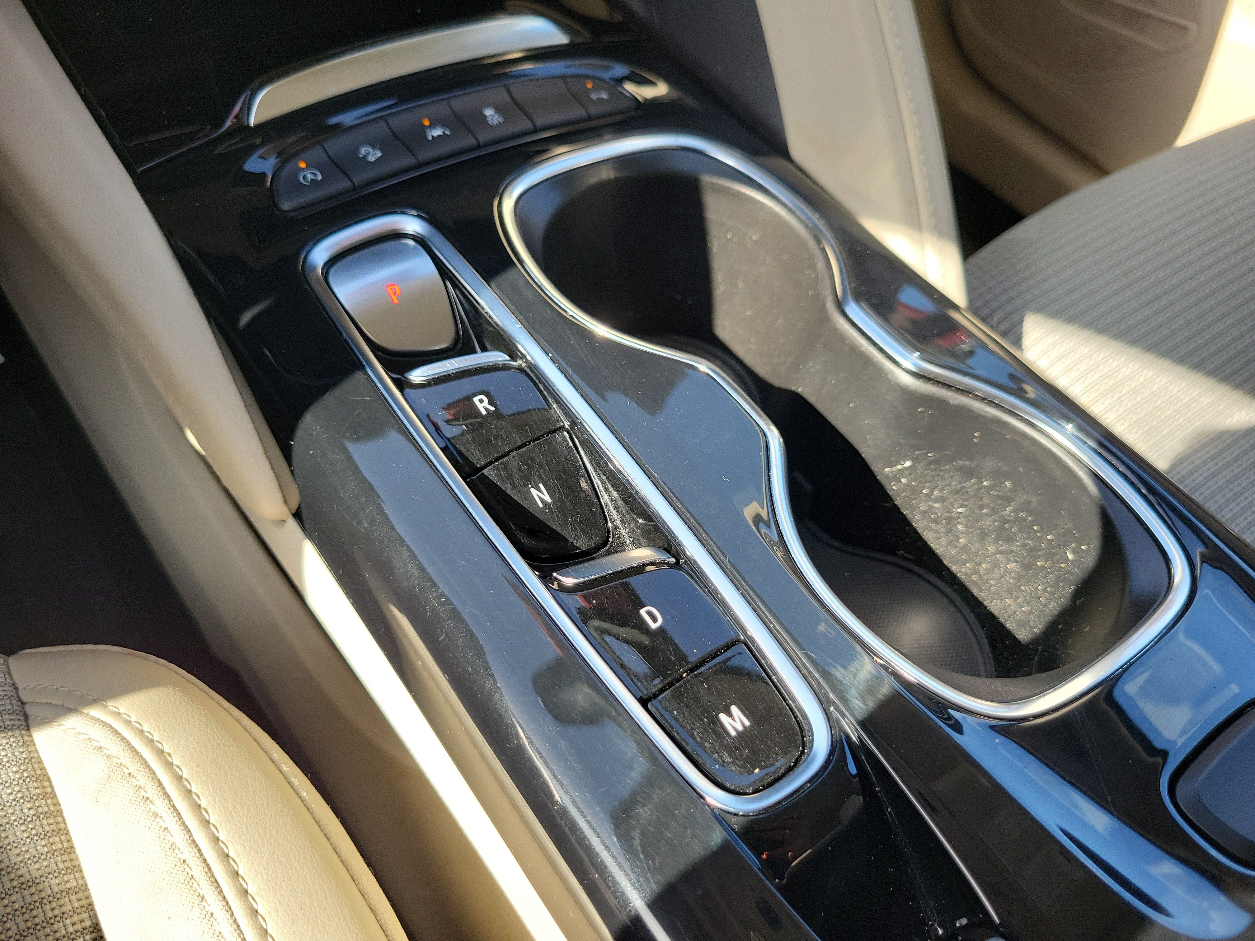 Used 2023 Buick Envision Preferred AWD/4WD image 21