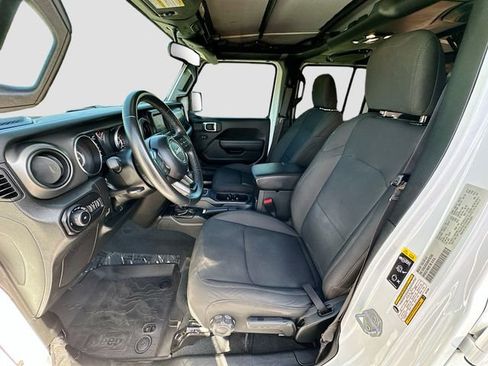 Used 2022 Jeep Wrangler Unlimited Sport image 19