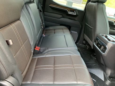 Used 2026 Chevrolet Silverado 1500 High Country w/ High Country Premium Package AWD/4WD image 25