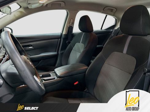 Used 2024 Nissan Sentra SV image 19