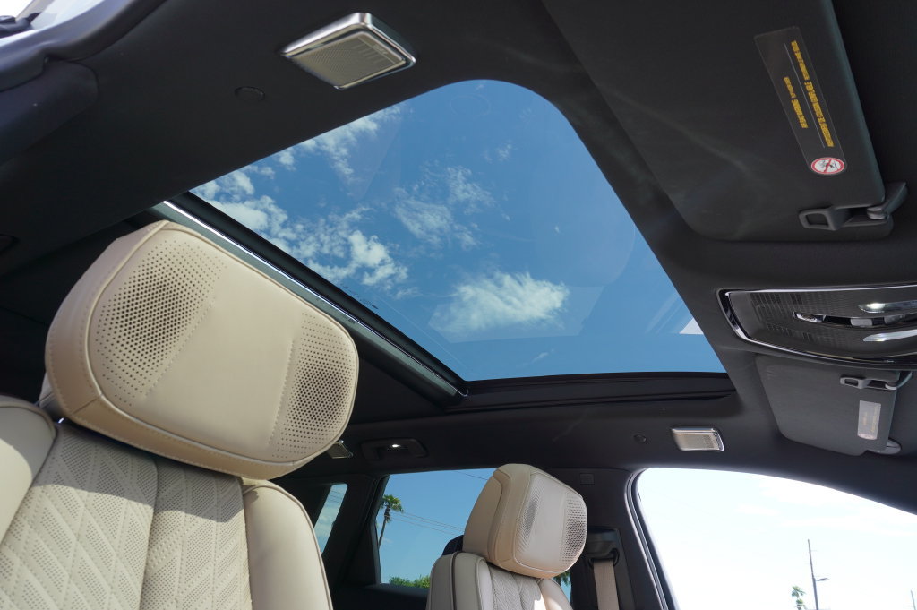 Certified 2026 Cadillac Lyriq Signature Sport w/ Nappa Leather Package RWD image 13