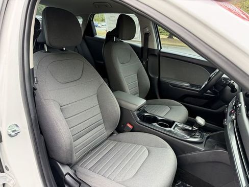 Used 2025 Kia K4 EX FWD image 31