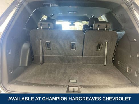 Used 2023 Chevrolet Traverse LT image 34