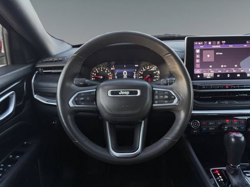 Used 2023 Jeep Compass Limited AWD/4WD image 17
