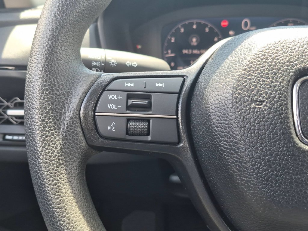 Used 2025 Honda Accord SE image 15