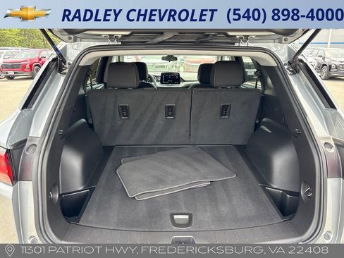 Used 2025 Chevrolet Blazer LT AWD/4WD image 14