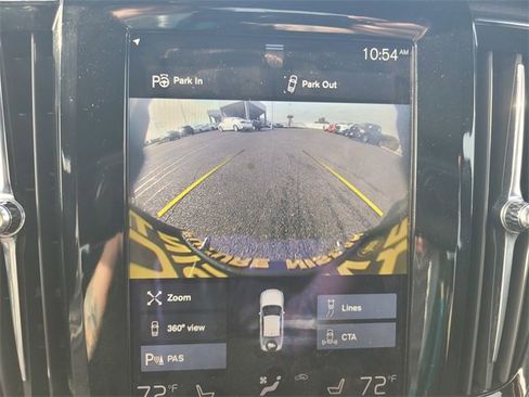 Used 2017 Volvo S90 T5 Momentum w/ Vision Package image 22