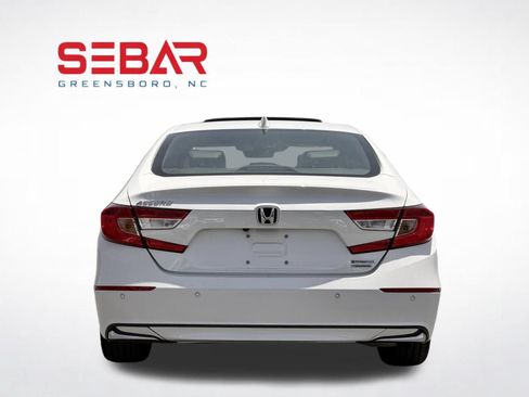 Used 2021 Honda Accord Touring image 9
