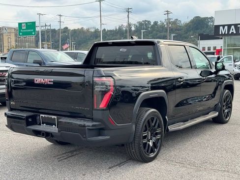 New 2026 GMC Sierra EV Elevation w/ LPO, Elevation Dark Package AWD/4WD image 5