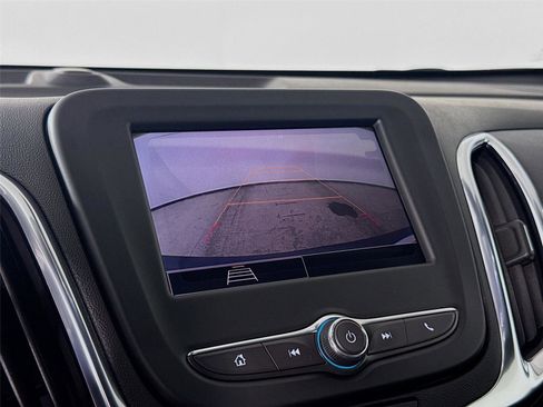 Used 2023 Chevrolet Equinox LT image 14