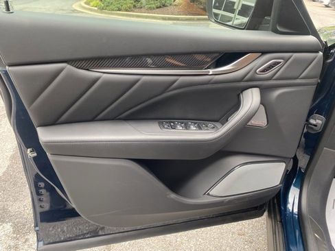 New 2024 Maserati Levante Trofeo image 16