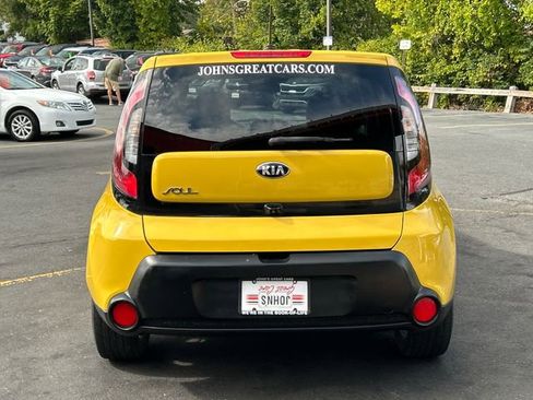 Used 2016 Kia Soul + image 6