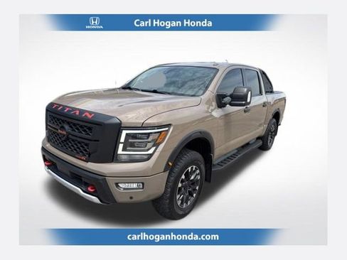 Used 2021 Nissan Titan PRO-4X w/ Pro-4x Convenience Package AWD/4WD image 1