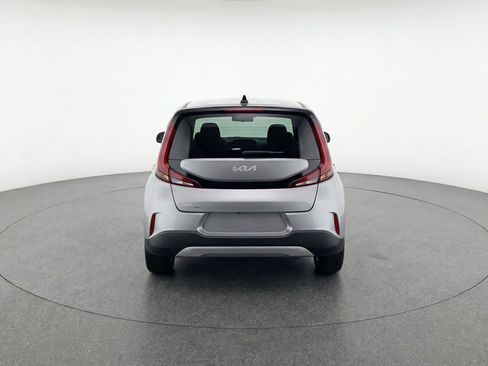 Used 2025 Kia Soul LX w/ LX Technology Package image 7