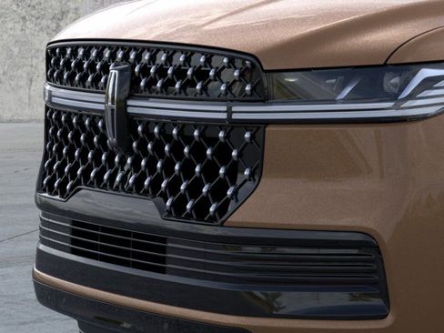 New 2026 Lincoln Navigator L Black Label AWD/4WD image 17