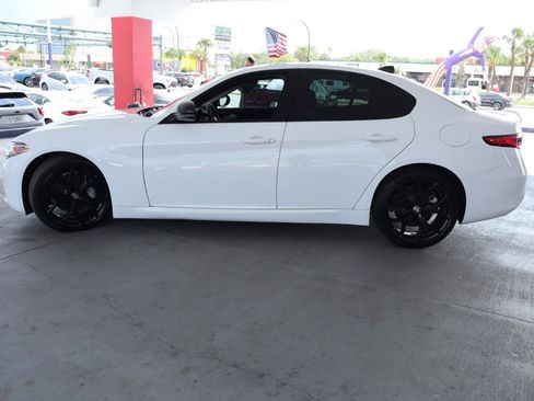 Used 2021 Alfa Romeo Giulia Ti w/ Nero Edizione RWD image 10