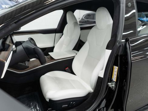 Used 2022 Tesla Model S Standard Range image 9