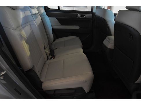 New 2025 Hyundai Santa Fe SEL FWD image 76