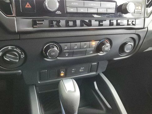 New 2026 Nissan Frontier SV w/ Tow Package image 30
