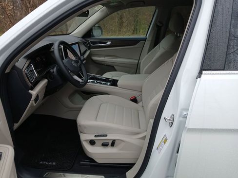 New 2026 Volkswagen Atlas SEL AWD/4WD image 9