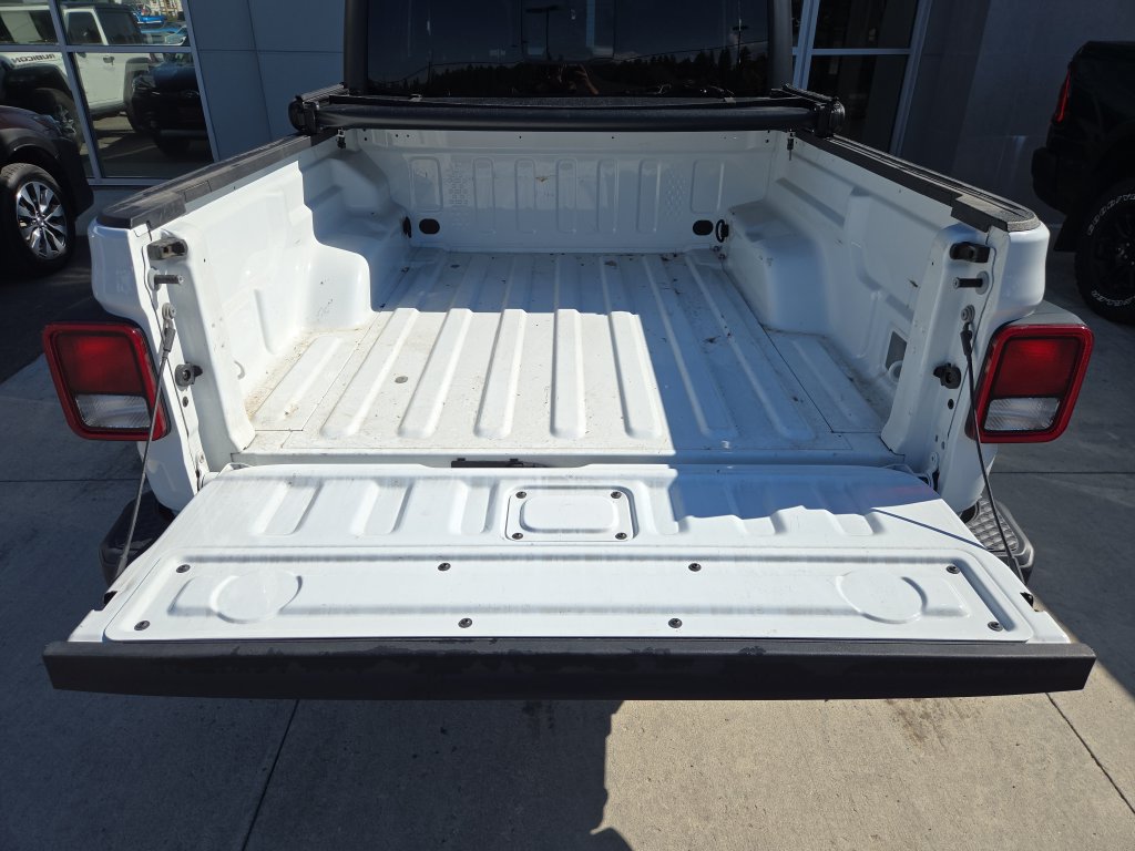 Used 2023 Jeep Gladiator Sport AWD/4WD image 26
